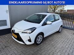 Toyota Yaris - 1.5 Hybrid Active AIRCO / CRUISE / NAVI / 1e EIGENAAR / CAMERA