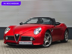 Alfa Romeo 8C Competizione Spider - 4.7 V8