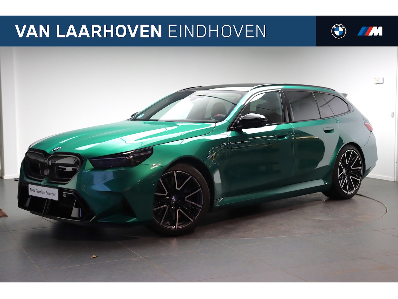 BMW 5-serie Touring - M5 Automaat / Panoramadak / Trekhaak / Stoelventilatie / Bowers & Wilkins / Comfort Access - AutoWereld.nl