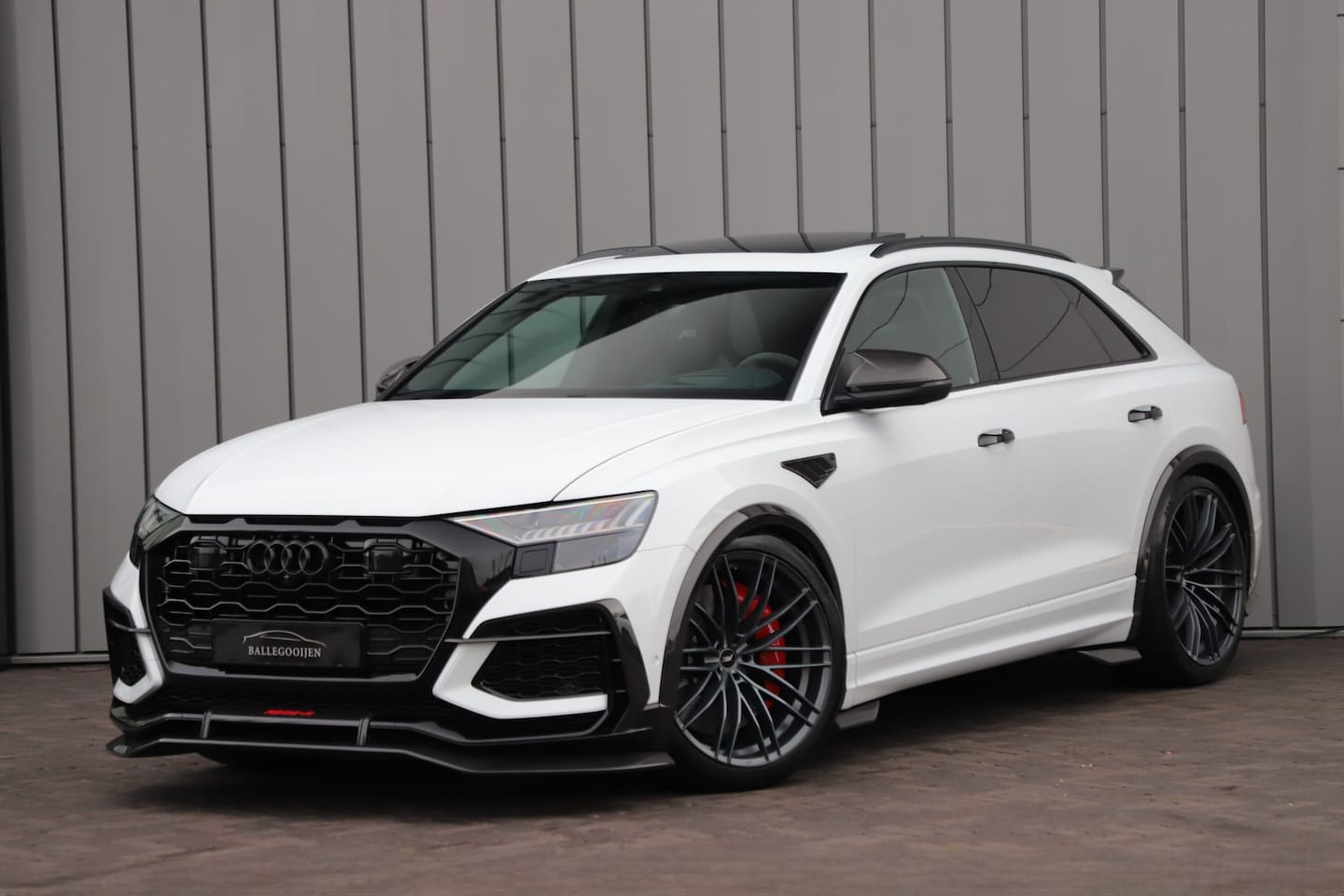 Audi RSQ8 - 4.0 TFSI quattro RSQ8-R ABT 1 of 125 | 740PK | Achterasbesturing | Luchtvering | Head-up | - AutoWereld.nl