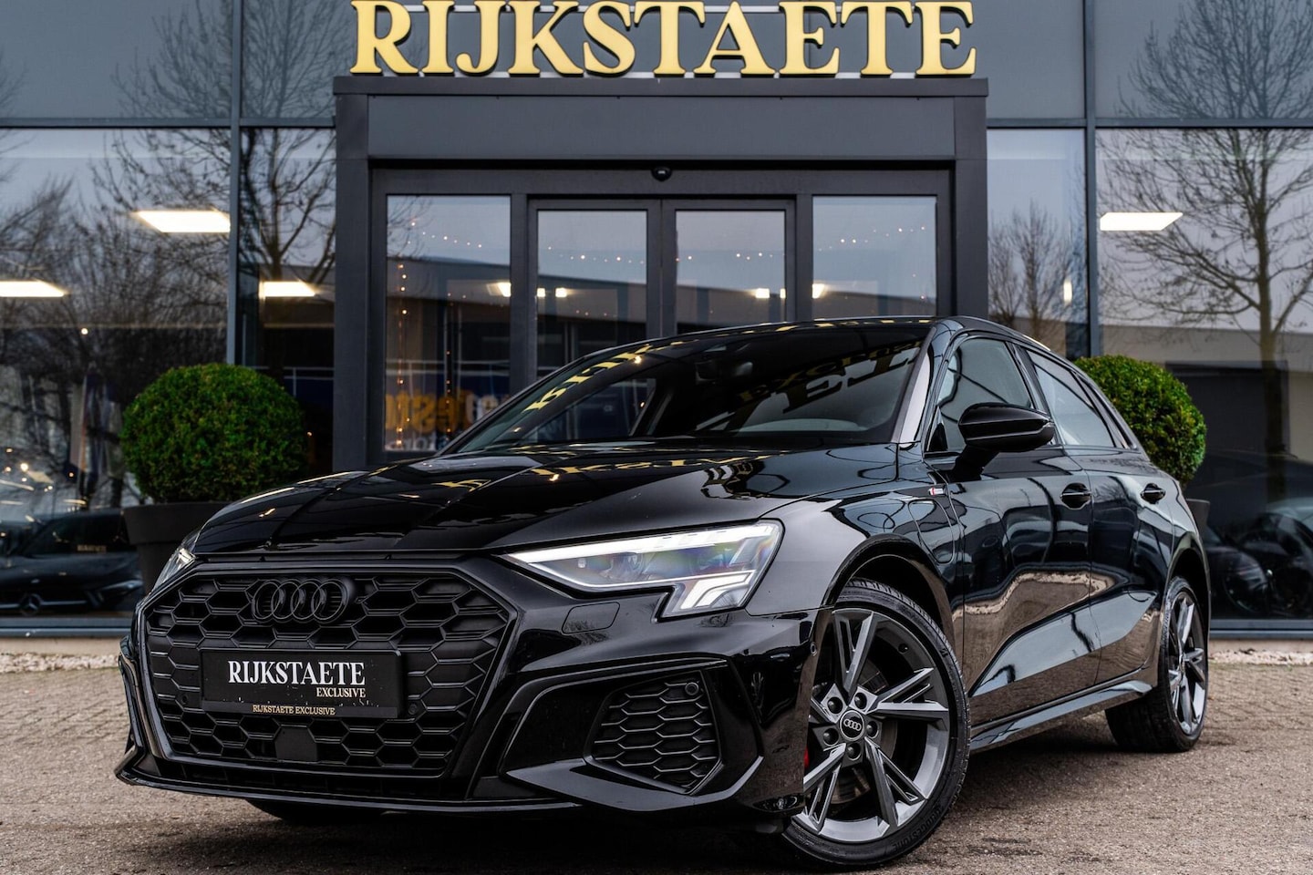 Audi A3 Sportback - 45 TFSI e S-Line|MATRIX|ACC|CARPLAY|18'' - AutoWereld.nl