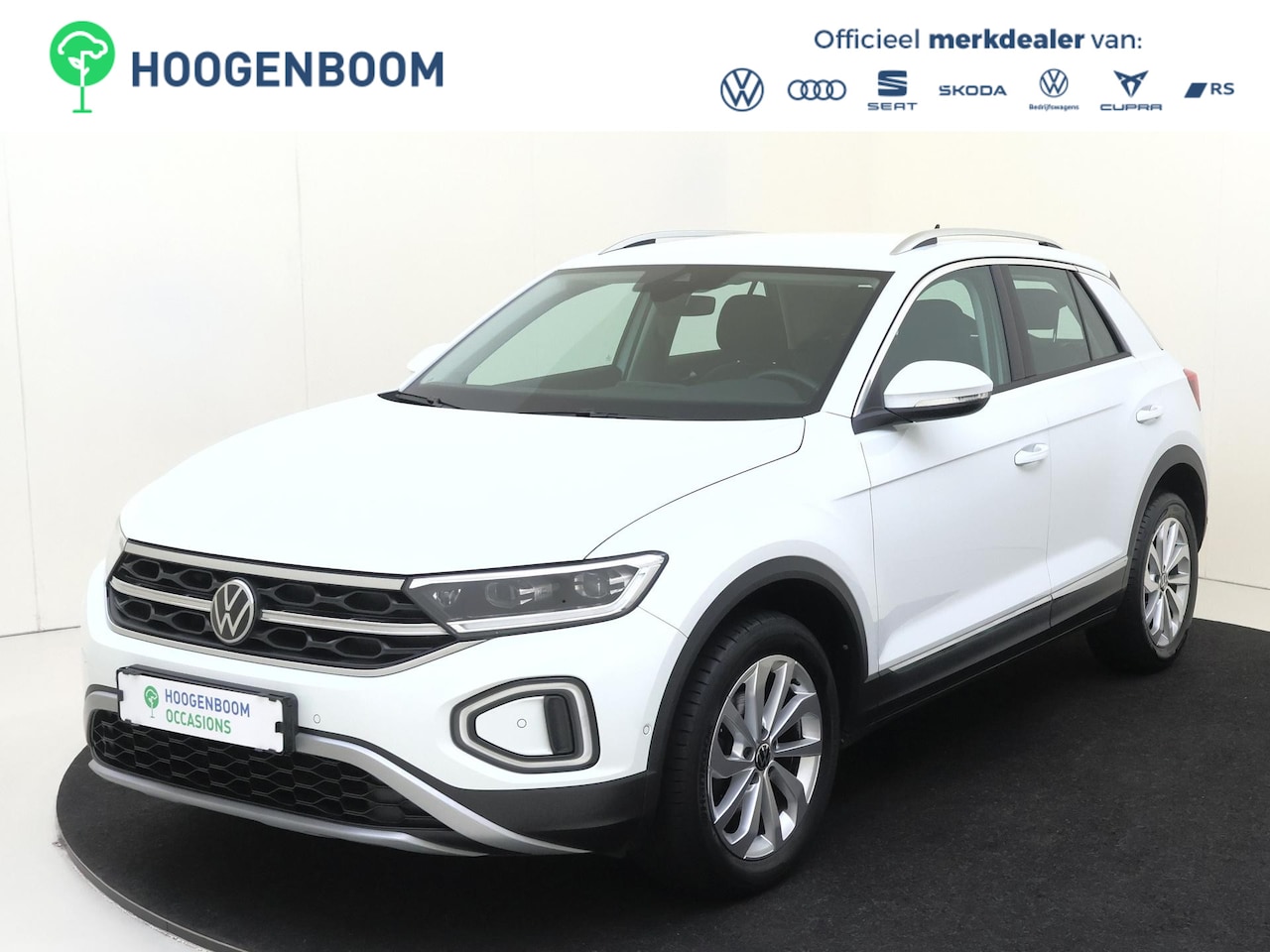 Volkswagen T-Roc - 1.5 TSI Style | Digital cockpit Pro | Dodehoek detectie | Stoel- en stuurwielverwarming | - AutoWereld.nl