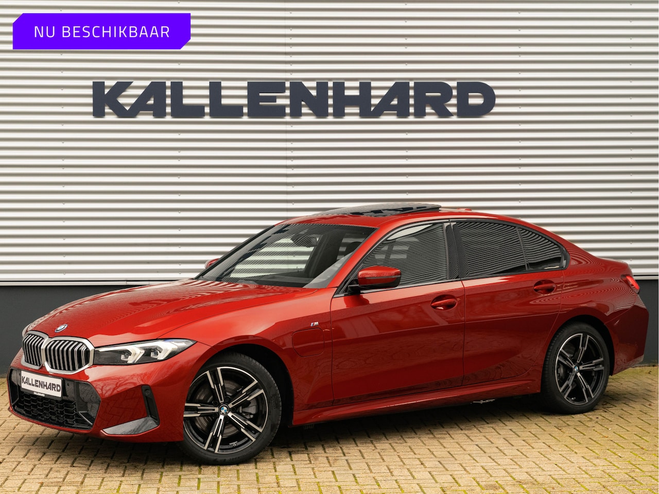 BMW 3-serie - 330e M-Sport - LCI 2 - Schuifdak - Trekhaak - Widescreen - Hifi - Camera - AutoWereld.nl