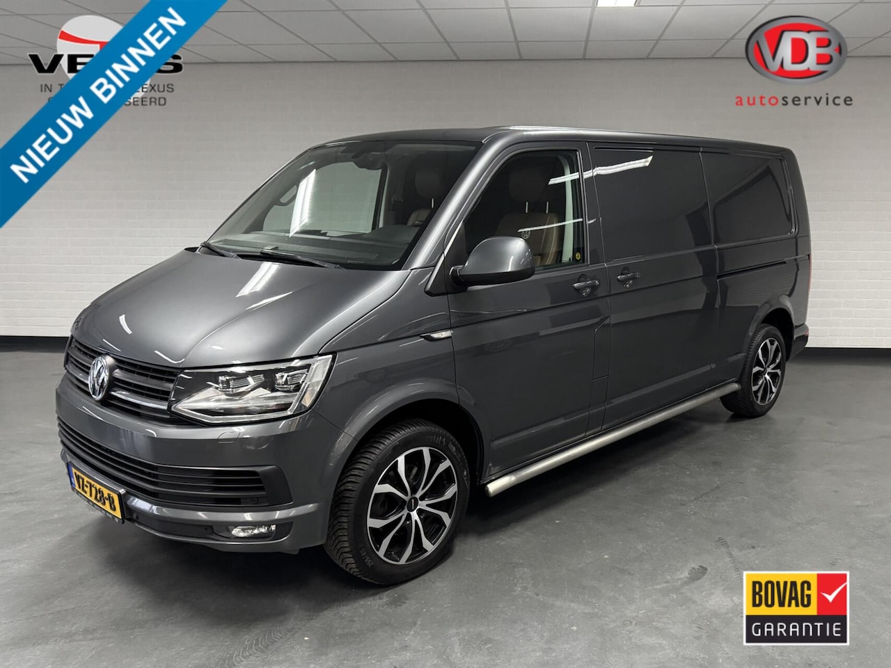 Volkswagen Transporter - 2.0 TDI L2H2 Highline / Leder / Dubbele schuifdeur - AutoWereld.nl