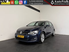 Volkswagen Golf - 1.0 TSI Comfortline. Carplay. Clima