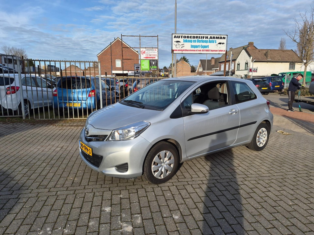 Toyota Yaris - 1.0 VVT-i Aspiration 1.0 VVT-i Aspiration - AutoWereld.nl