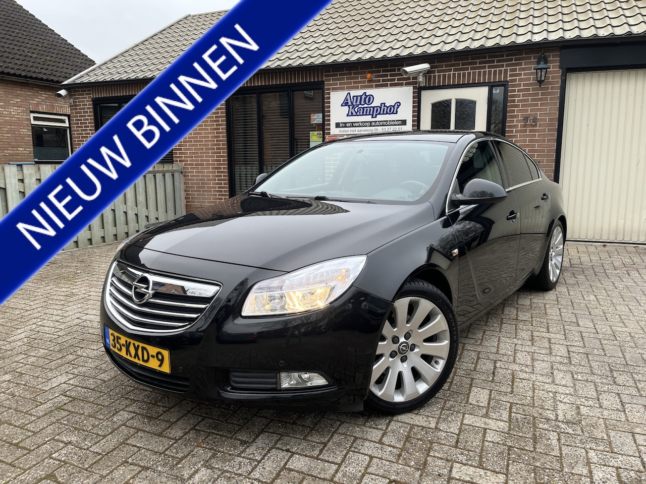 Opel Insignia - 1.6 T Sport 180 pk Trekhaak 19" - AutoWereld.nl