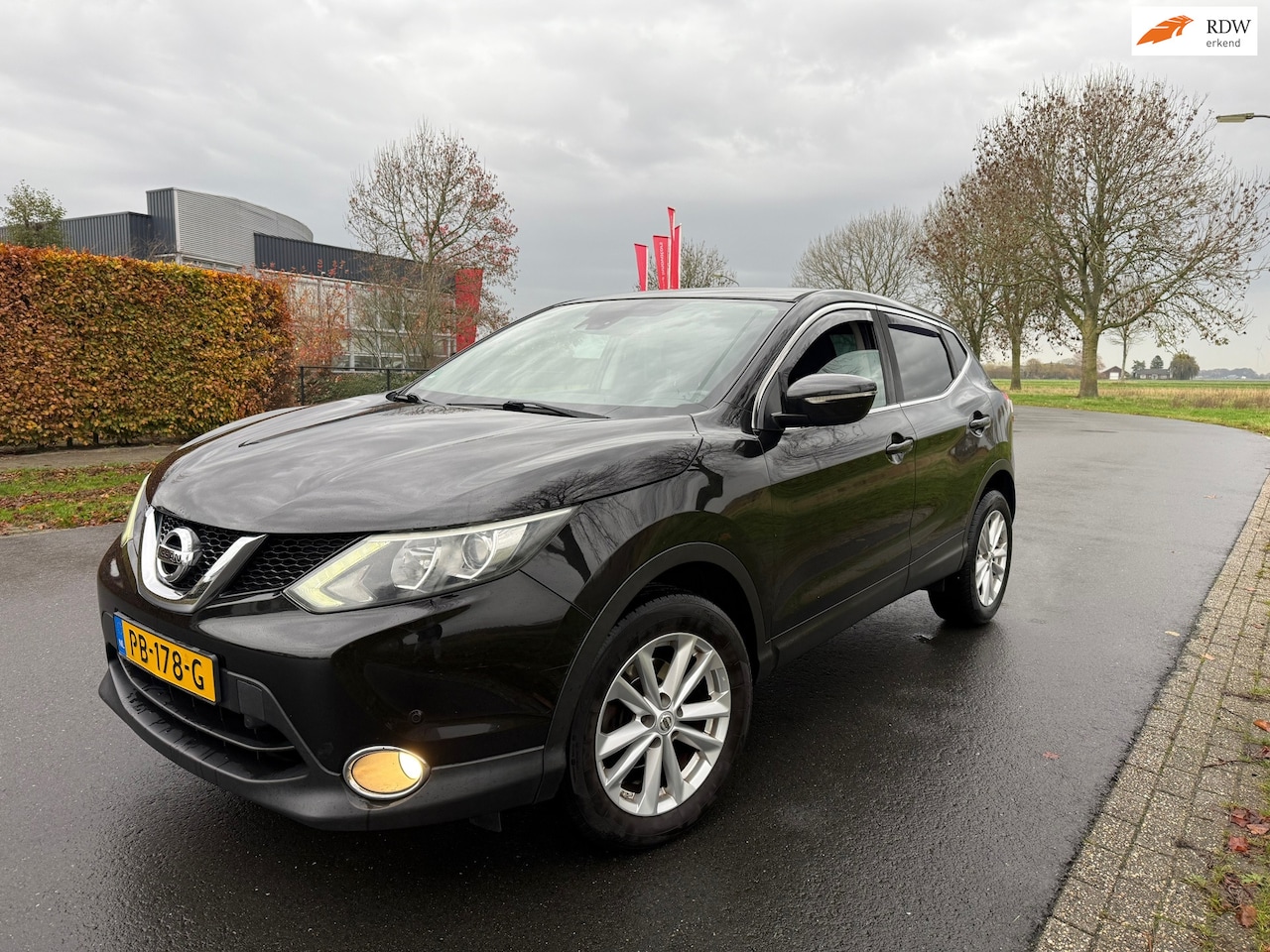 Nissan Qashqai - 1.2 Acenta NAVI/CLIMA/CAMERA/APK 11-2026 - AutoWereld.nl