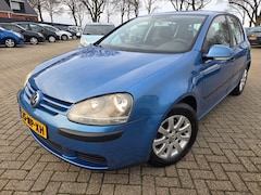 Volkswagen Golf - 1.4 Trendline 5Drs 2004. Airco/Cruise/Trekhaak etc.. APK 12-2026