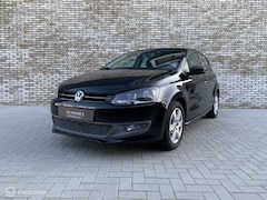 Volkswagen Polo - 1.2 5DRS/NAVI/STOELVERWARMING/105000KM