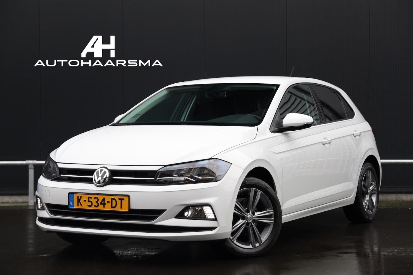 Volkswagen Polo - 1.0 TSI 95pk Comfortline Achteruitrijcamera R-Line velgen Navi ACC CarPlay Getint glas NL- - AutoWereld.nl
