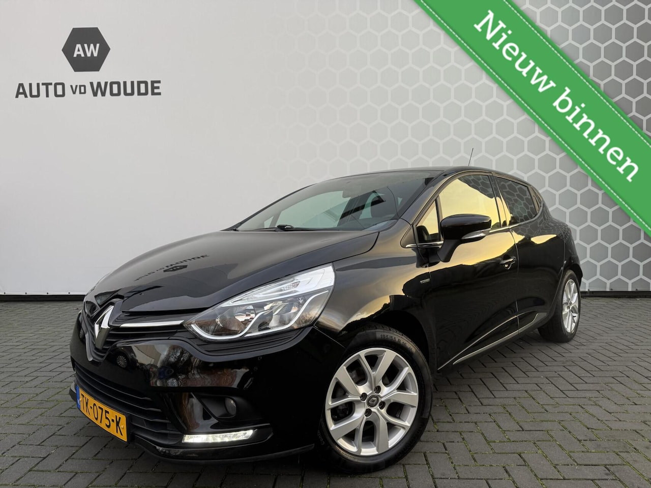 Renault Clio - 0.9 TCe Limited Trekhaak LED - AutoWereld.nl