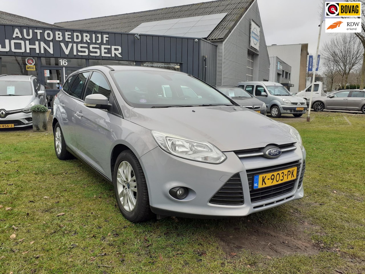 Ford Focus Wagon - 1.0 EcoBoost Titanium *nieuwe motor* airco*cruise*trekhaak*prachtige auto* - AutoWereld.nl