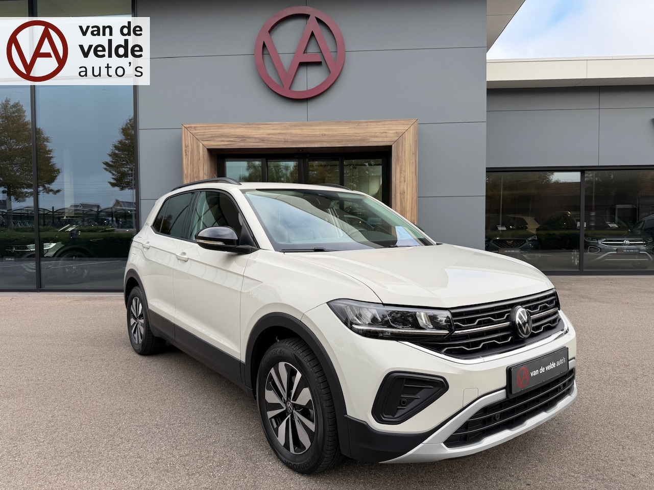 Volkswagen T-Cross - 1.5 TSI 150pk DSG | Navigatie | Camera | Carplay | Incl. verlengde garantie - AutoWereld.nl