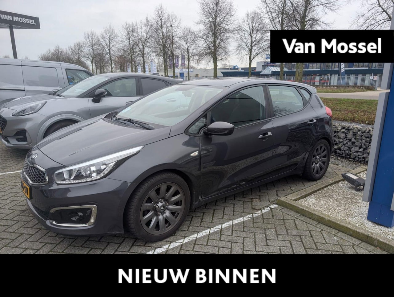 Kia Cee'd - 1.0 T-GDi ComfortLine | AIRCO | NAVI | LED | AFNEEMBARE TREKHAAK | EXTRA SET WIELEN | - AutoWereld.nl