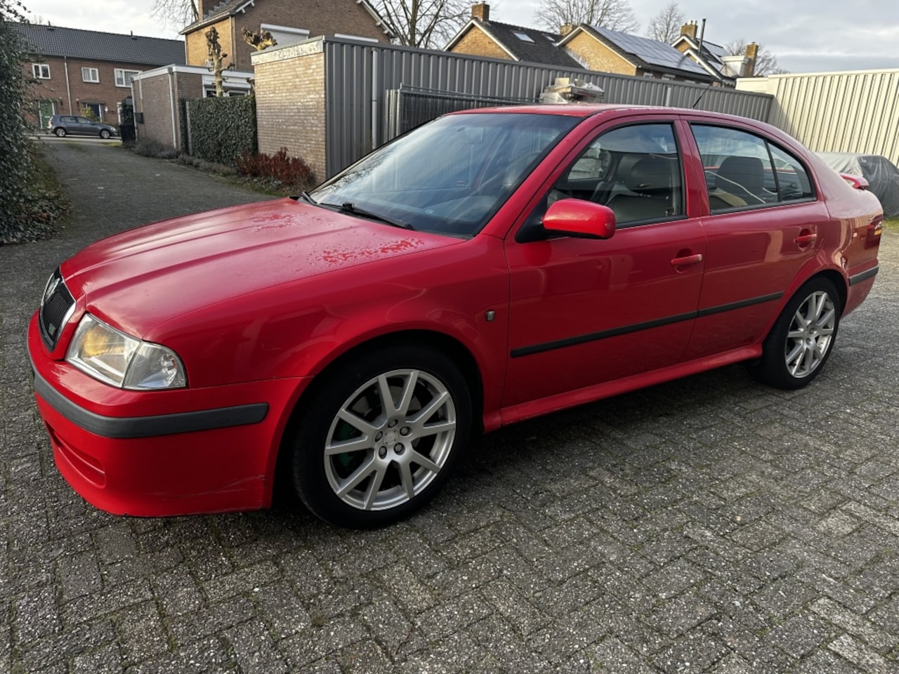 Skoda Octavia - 1.8 T RS 2002 APK 5-26 180pk! 1e eigenaar!! - AutoWereld.nl