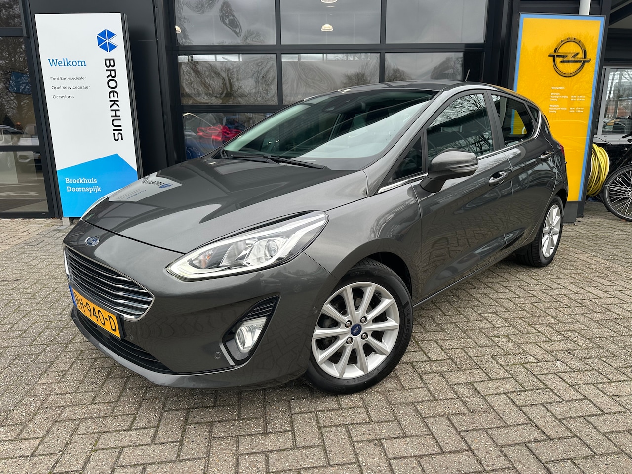Ford Fiesta - 1.0 100PK Titanium X | VOORRUITVERWARMING| B&O PREMIUM SOUND| NAVIGATIE| CAMERA| ADAPTIVE - AutoWereld.nl