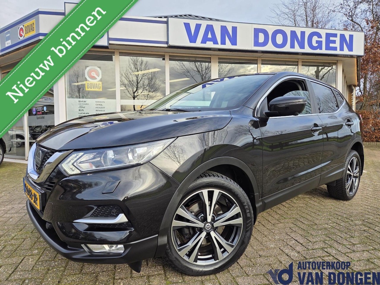 Nissan Qashqai - 1.2 N-Connecta | Navigatie / 18" / 360 Camera - AutoWereld.nl