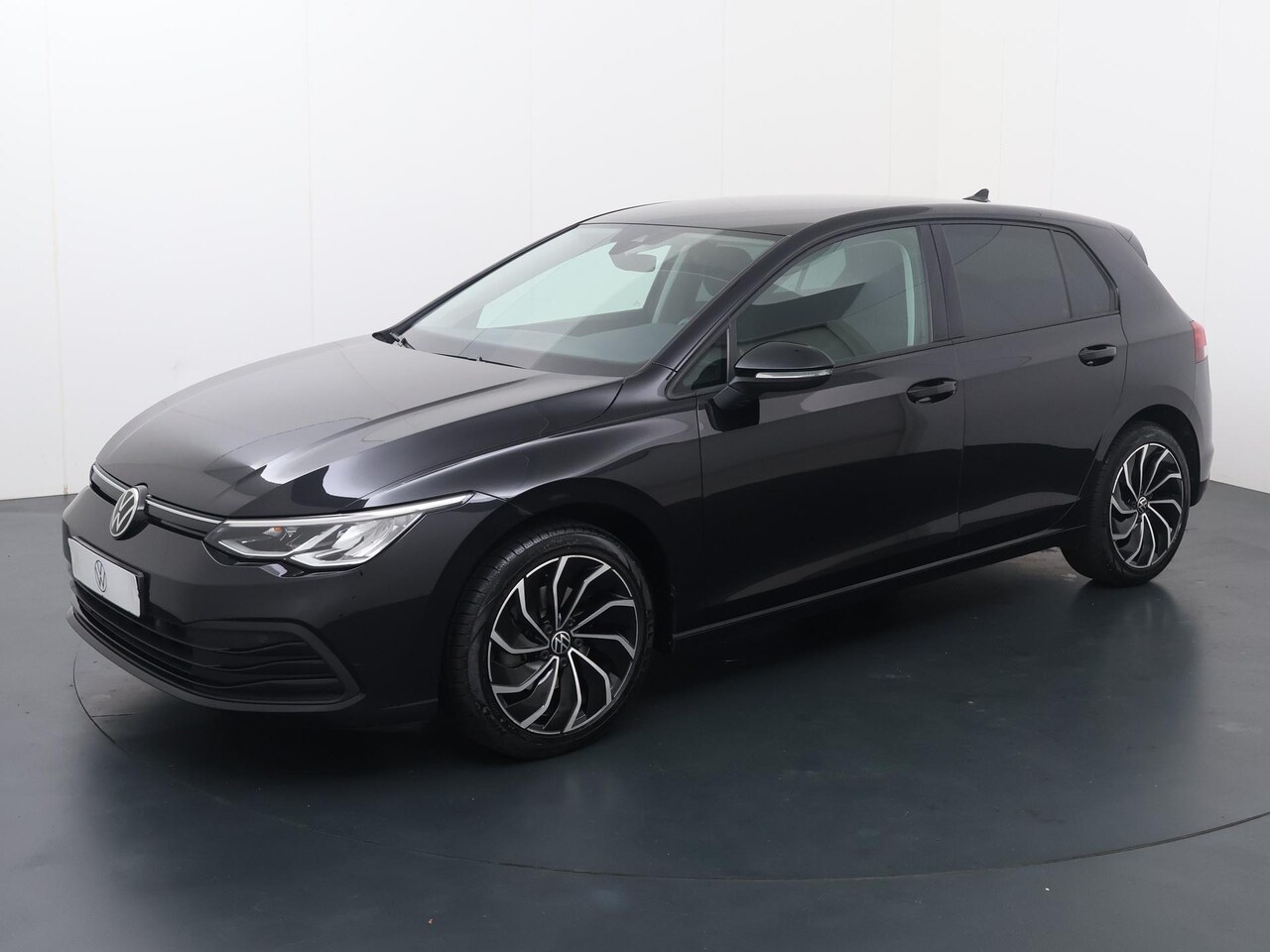 Volkswagen Golf - 1.0 TSI Life | 110 PK | Climate control | Adaptive cruise control | Apple Carplay/Android - AutoWereld.nl