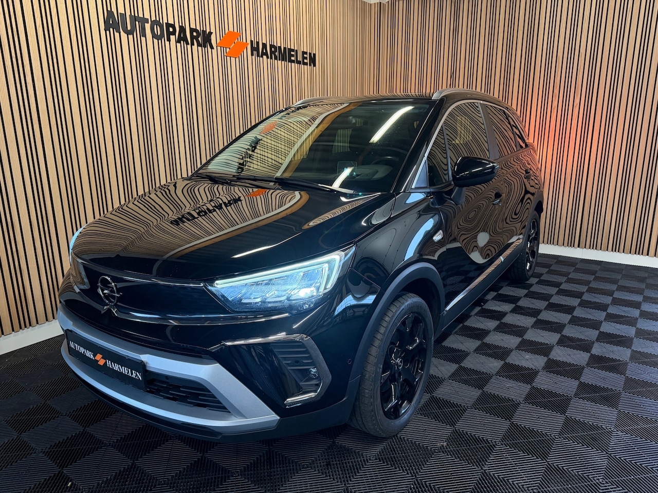 Opel Crossland - 1.2 Turbo GS Line Dak Automaat 360 Camera - AutoWereld.nl