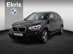 BMW X1 - sDrive20i High Executive | M Sportpakket | Achteruitrijcamera | Panoramadak | Driving Assi