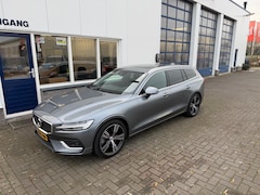 Volvo V60 - 2.0 B5 Inscription