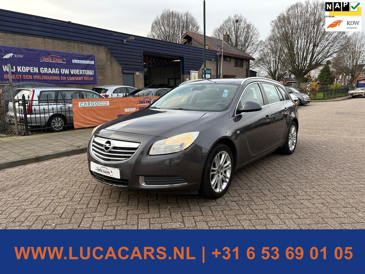 Opel Insignia Sports Tourer - 1.6 T Business 2X SLEUTEL + BOEKJES! TREKHAAK! - AutoWereld.nl