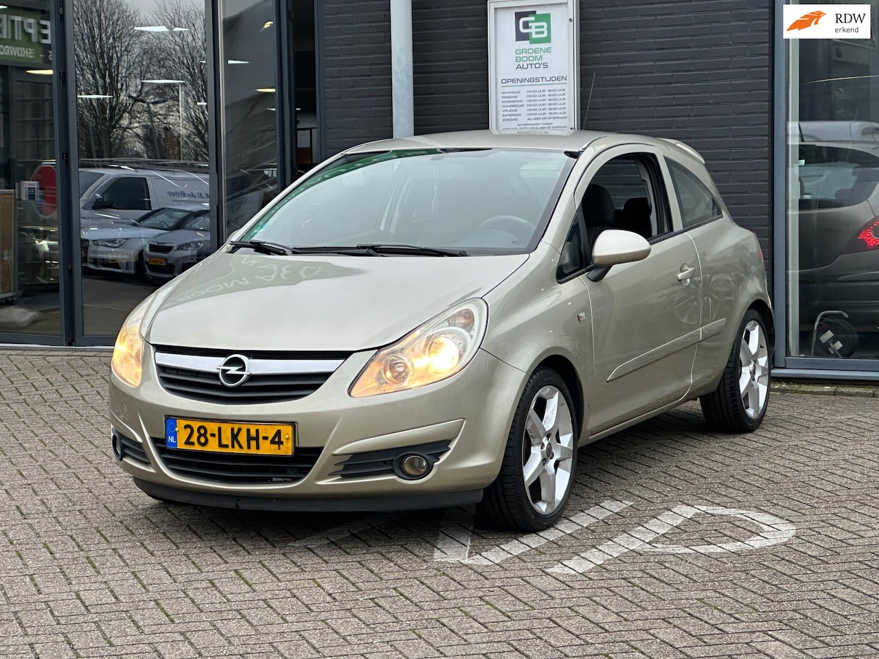 Opel Corsa - 1.2-16V Essentia/AIRCO/CRUISCONTROL/APK TOT 06-2026!! - AutoWereld.nl