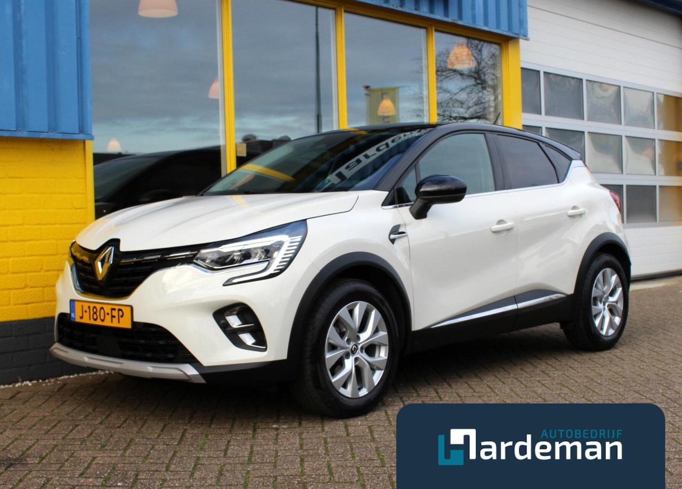 Renault Captur - 1.3 TCe 130 Intens Carplay Dodehoek - AutoWereld.nl
