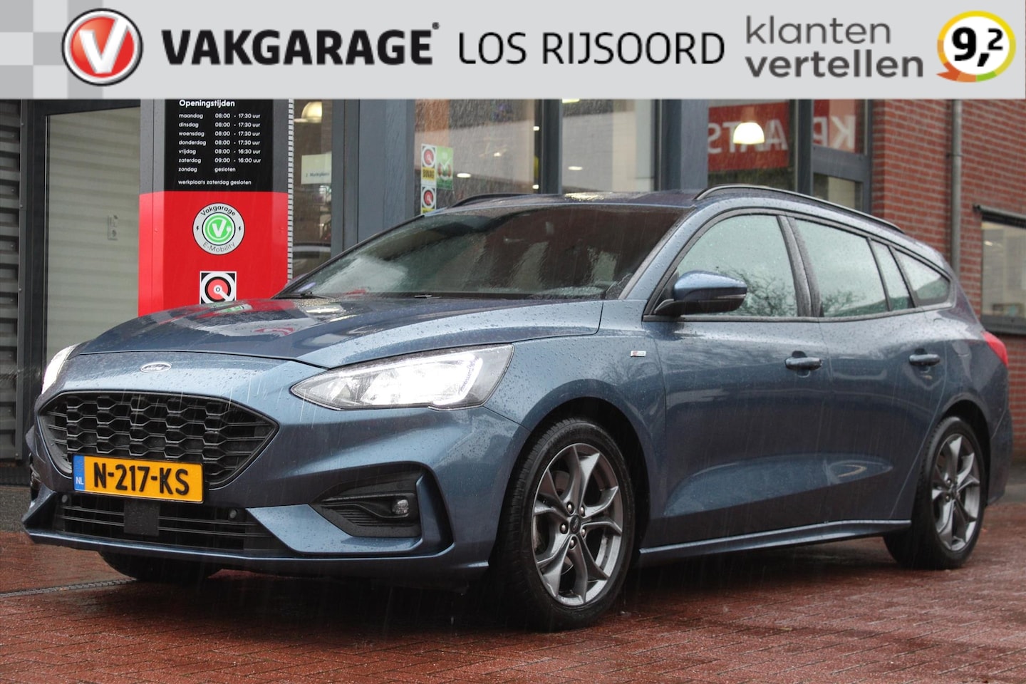 Ford Focus Wagon - Hybrid 1.0 *ST Line* | Carplay | Camera | Vol-Led | Navigatie | Cruise & Climate Control | - AutoWereld.nl