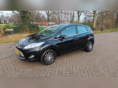 Ford Fiesta - 1.4 Titanium Airco / Stoelverwarming