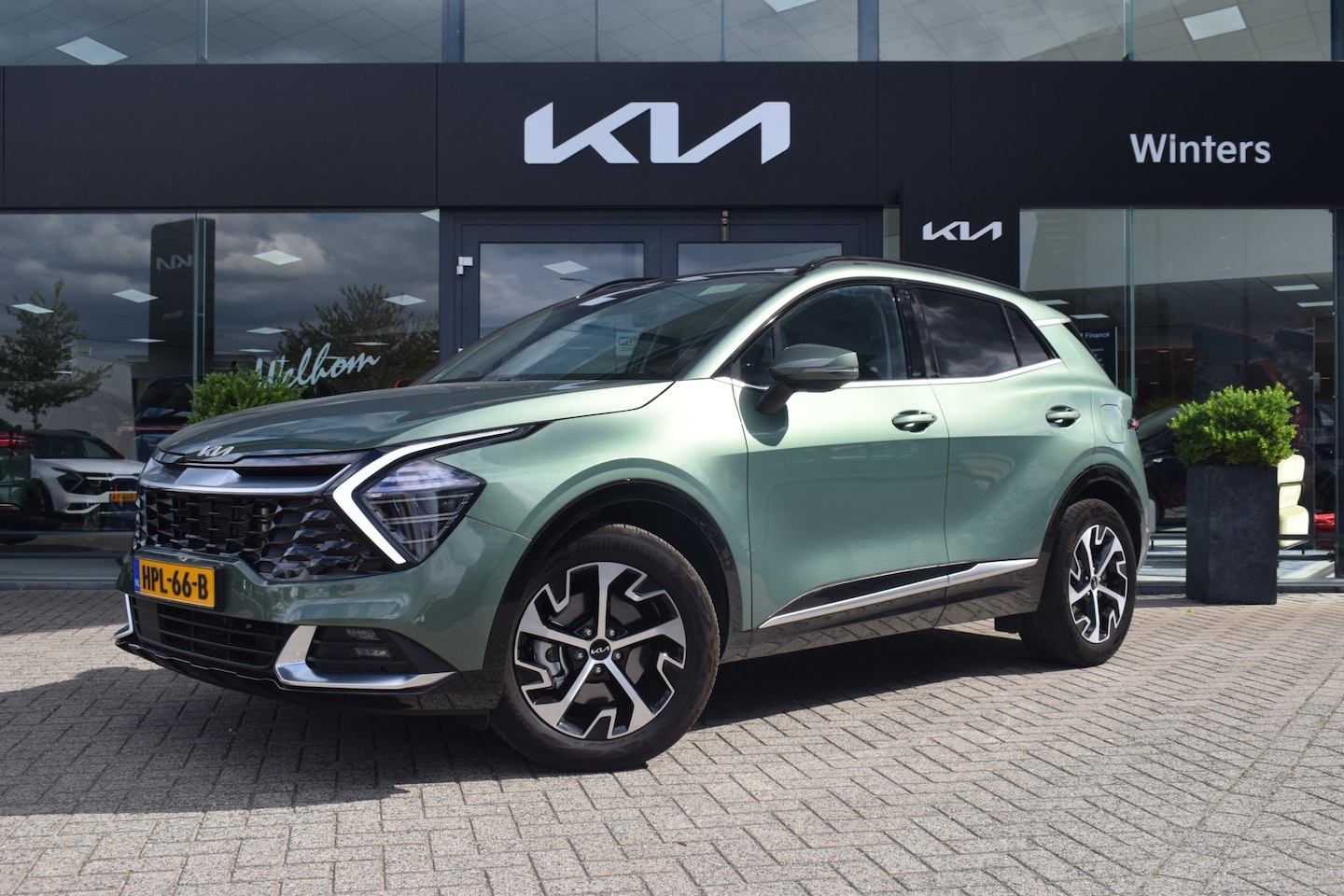 Kia Sportage - 1.6 T-GDi Hybrid DynamicPlusLine | Cruise Control Adaptief | Navigatie | Camera | Panorama - AutoWereld.nl