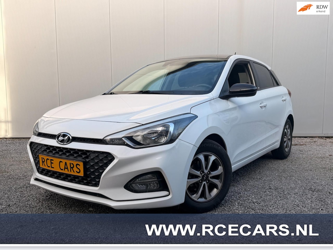 Hyundai i20 - 1.2 HP i-Motion Premium Stoel-stuurverw carplay camera cruise D.A.B Dealer Onderhouden !!! - AutoWereld.nl