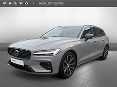 Volvo V60 - T6 AWD + Dark | Trekhaak | Panodak | 360° Camera
