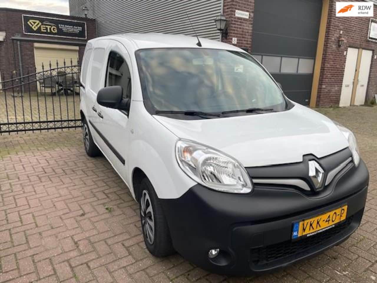 Renault Kangoo - 1.5 Blue dCi 80 Comfort / APK tot 17 juli 2026 / Airco / NAP / Onderhoudshistorie aanwezig - AutoWereld.nl
