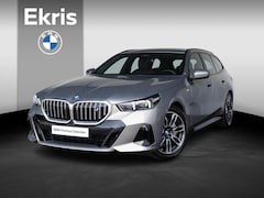 BMW i5 Touring - eDrive40 | M Sportpakket | Driving Assistant Plus | Achteruitrijcamera | Stoelverwarming |