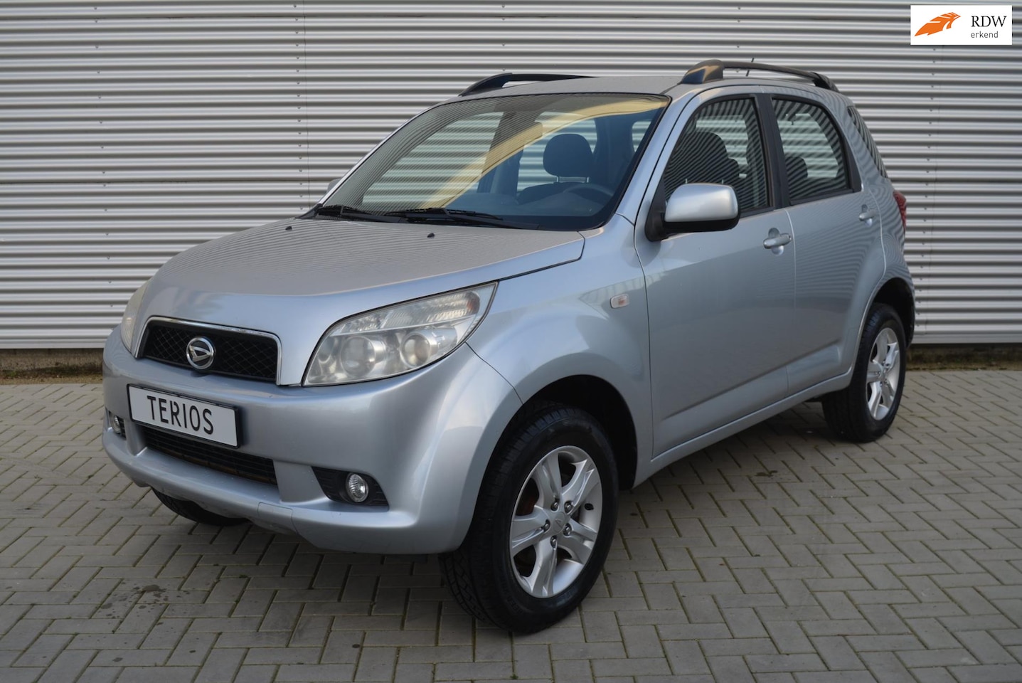 Daihatsu Terios - 1.5-16v Exclusive 2WD | Airco | Electr. Pakket | Trekhaak | L.M. Velgen. - AutoWereld.nl