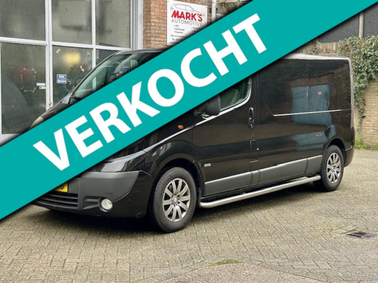 Opel Vivaro - 2.5 CDTI L2 H1 2.5 CDTI L2H1 - AutoWereld.nl