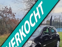 Renault Clio - 1.2 TCE Special Rip Curl 5 Deurs N.A.P nieuwe apk