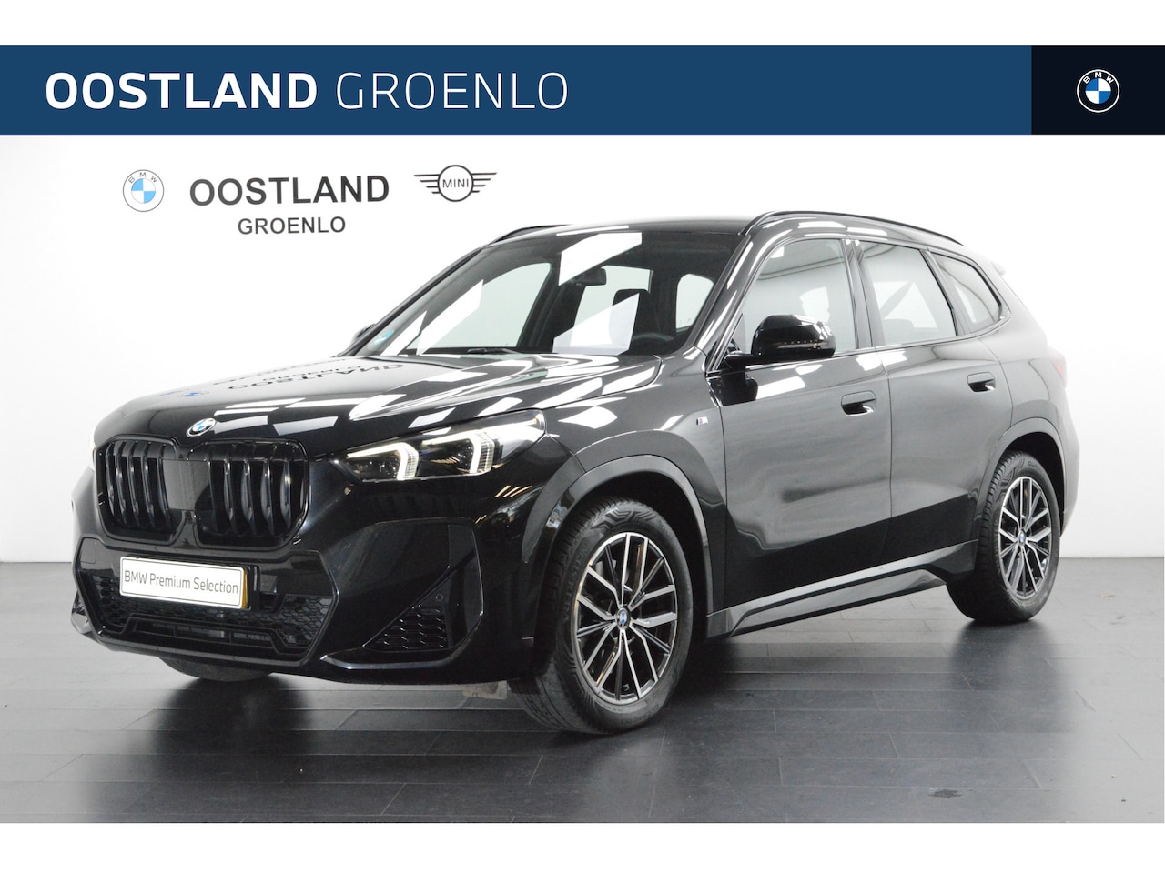 BMW X1 - xDrive23i M Sport Automaat / Trekhaak / Sportstoelen / Head-Up / Adaptieve LED / M Adapti - AutoWereld.nl