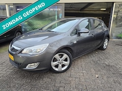 Opel Astra - 1.4 Turbo Edition | 2E EIGENAAR | 12MND GARANTIE | NAVI | AIRCO | LMV | PDC |