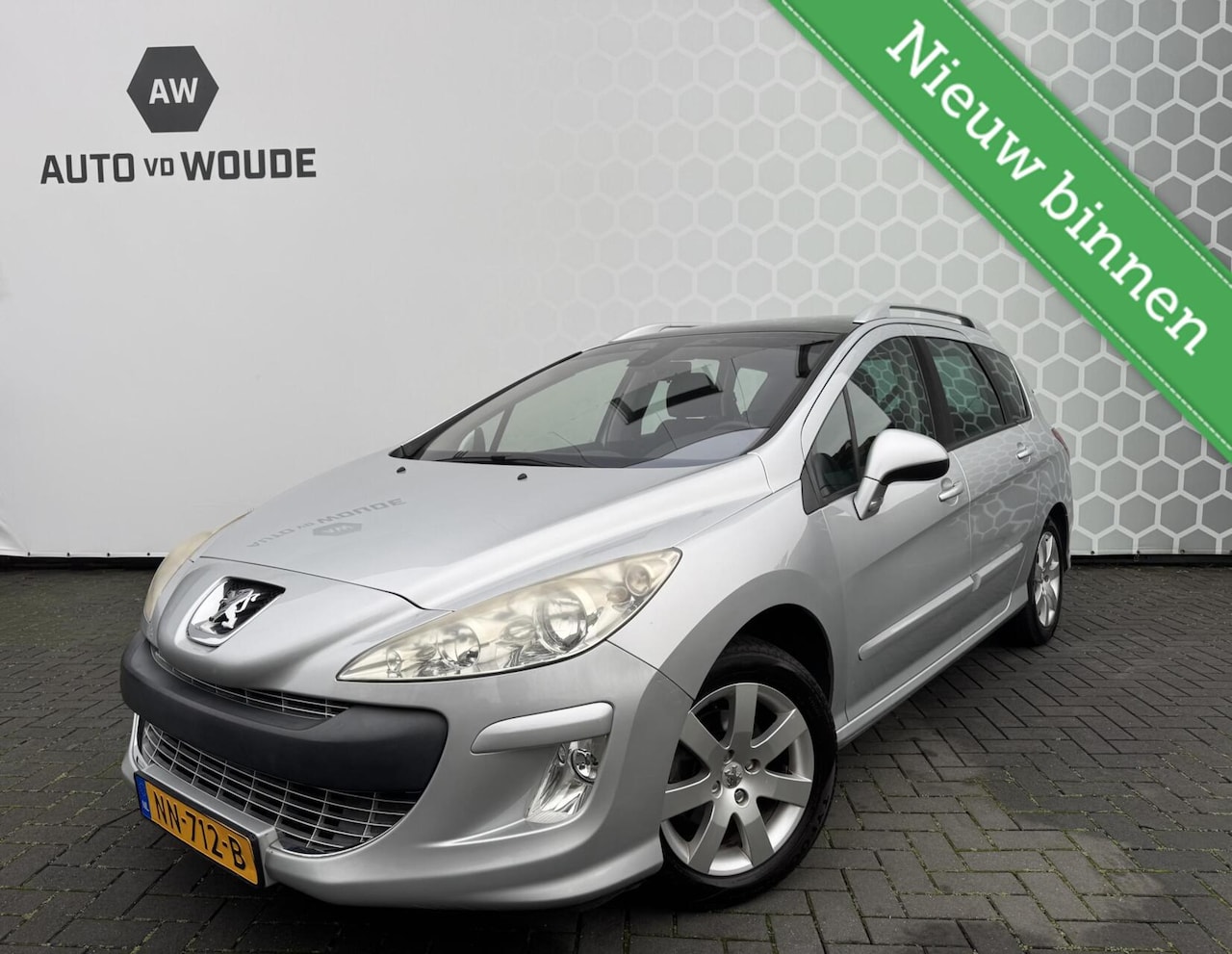 Peugeot 308 SW - 1.6 VTi XS Nieuwe APK panoramadak Trekhaak - AutoWereld.nl