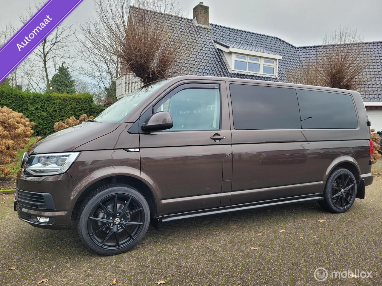 Volkswagen Transporter - 2.0 TDI L2H1 DC Highl,,trekh,carplay - AutoWereld.nl