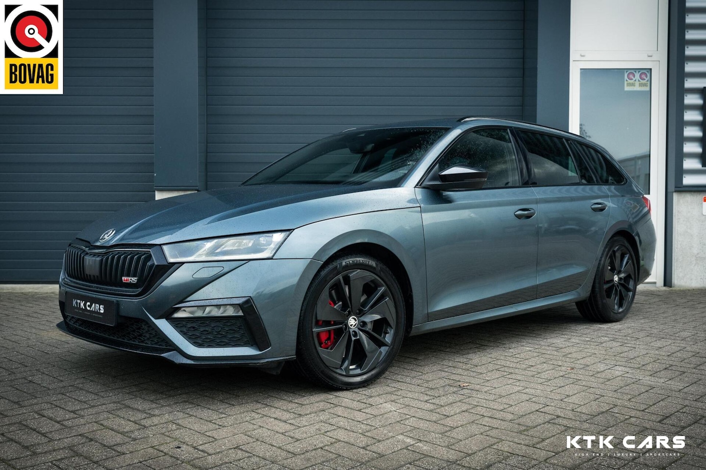 Skoda Octavia - 2.0 TSI RS 245|Pano|DCC|Canton|Memory|Massage|Trekhaak|Camera - AutoWereld.nl