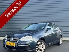 Volkswagen Jetta - 1.6 Comfortline