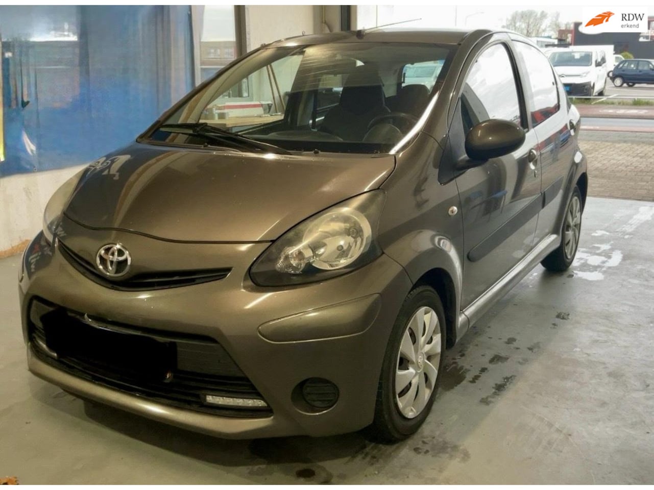 Toyota Aygo - 1.0 VVT-i AUTOMAAT! 64.000km NAP! - AutoWereld.nl