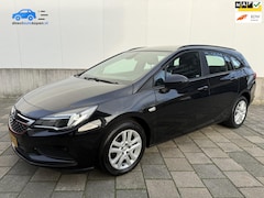 Opel Astra Sports Tourer - 1.0 Online Edition | Parkeersensoren voor & achter | Cruise control | Climate control
