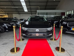 Volkswagen Passat - 1.6 TDI AUT HIGHLINE LED DIGITAL LED 2018