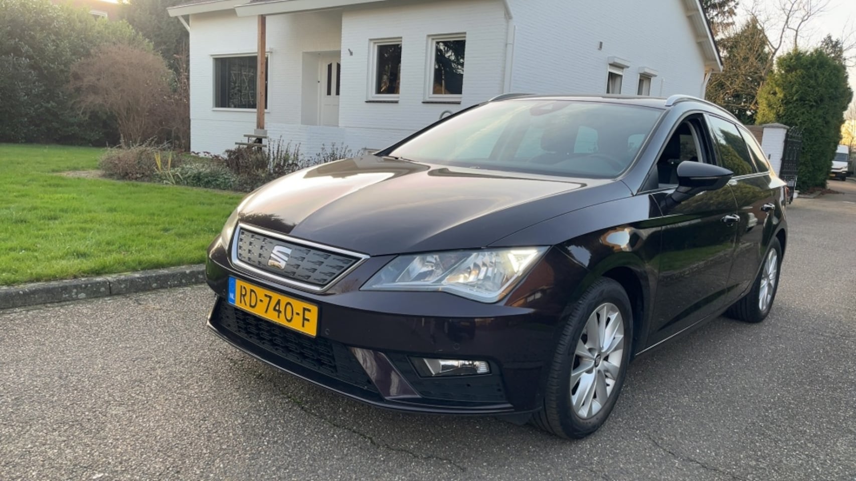 SEAT Leon ST - 1.0 EcoTSI St. BnsI. - AutoWereld.nl