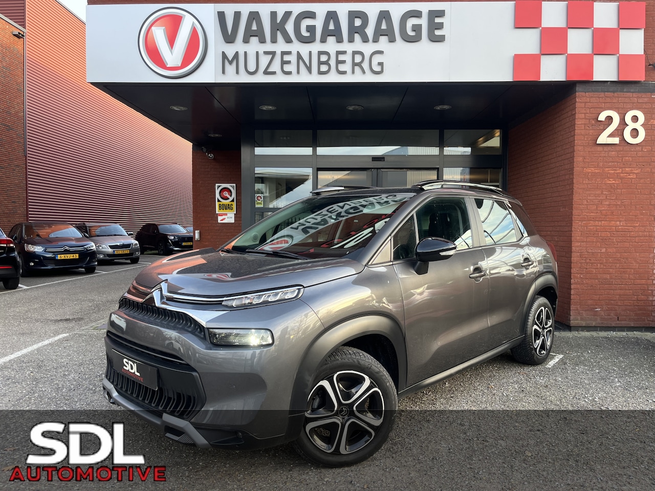 Citroën C3 Aircross - 1.2 PureTech Shine // LED // NAVI+CARPLAY // PARKEERCAMERA // CLIMA // CRUISE // - AutoWereld.nl